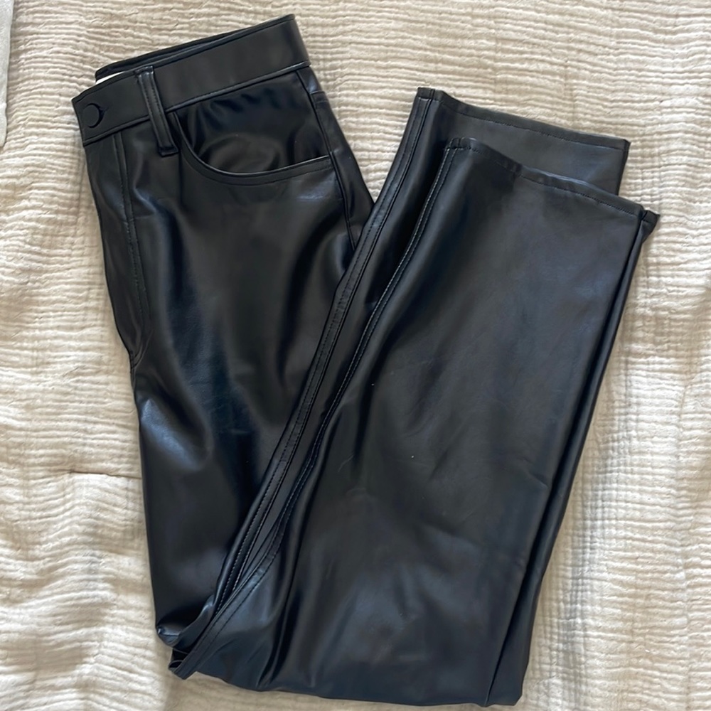 Abercrombie and Fitch the ankle straight ultra high rise